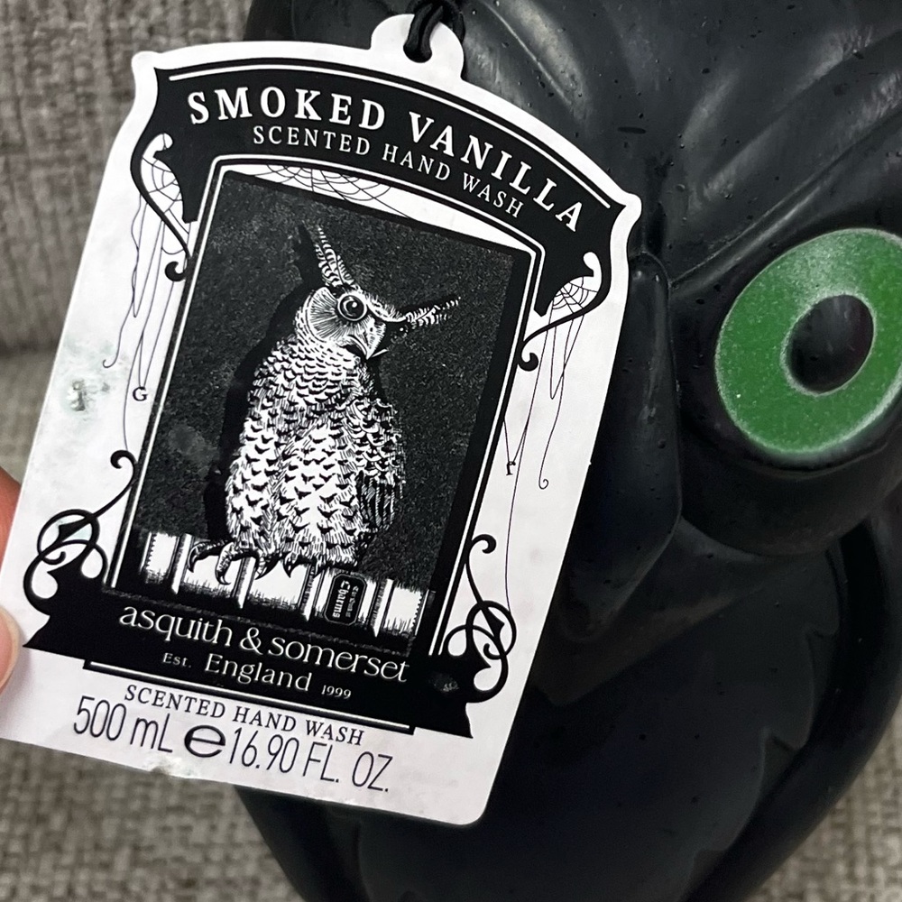 NWT ⚜️🖤⚜️ Asquith Somerset Halloween Smoke Vanilla scented hand soap - Picture 7 of 10
